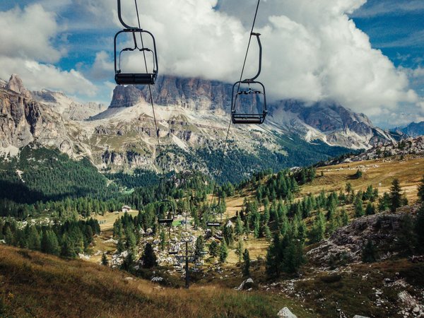 Évasion Rurale : Explorez le Charme Inégalé des Gîtes et Chambres d'Hôtes en Plein Cœur de la Nature